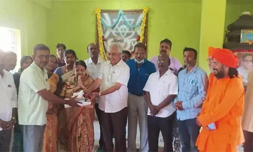 பொன்னேரி ஆனந்த மார்க்க யோகா மற்றும் தியான மையத்தின் சார்பில் நலத்திட்ட உதவிகள்