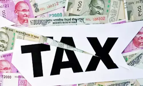 எல்.ஐ.சி. அலுவலகம் ரூ.33 லட்சம் வரி பாக்கி