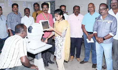 இலவச கண்சிகிச்சை முகாம்