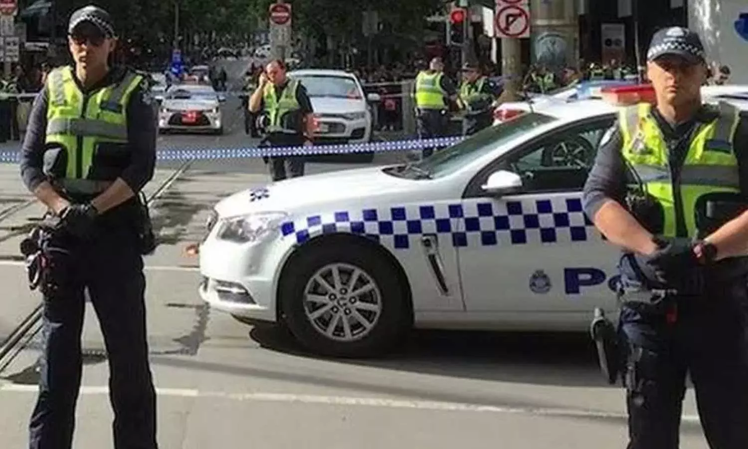 ஆஸ்திரேலிய ரெயில் நிலையத்தில் தமிழ்நாட்டை சேர்ந்தவர் சுட்டுக்கொலை ஆஸ்திரேலிய ரெயில் நிலையத்தில் தமிழ்நாட்டை சேர்ந்தவர் சுட்டுக்கொலை