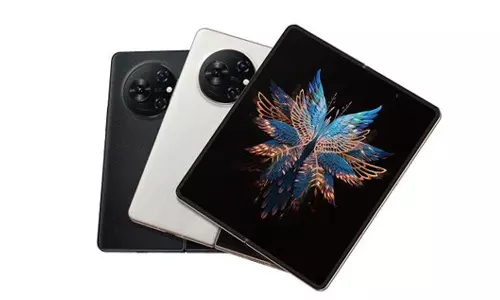 2K+ Foldable ஸ்கிரீன் கொண்ட டெக்னோ ஸ்மார்ட்போன் இந்தியாவில் அறிமுகம்