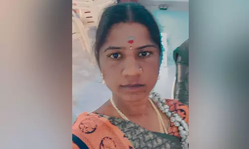 சமூகவலைதளங்களில் ஆபாச படங்களை பரப்பிய கள்ளக்காதலி எரித்துக்கொலை- வாலிபர் வெறிச்செயல்