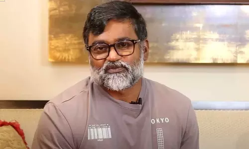 அனுபவத்தில் சொல்கிறேன்.. நல்ல நண்பர்களை மட்டும் இழந்து விடாதீர்கள்.. செல்வராகவன் அட்வைஸ்