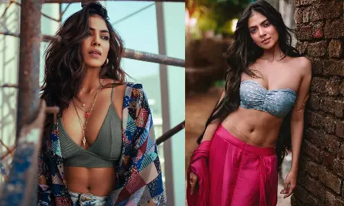 கிளாமரில் அசத்தும் மாளவிகா மோகனன்.. லைக்குகளை குவிக்கும் புகைப்படம்..