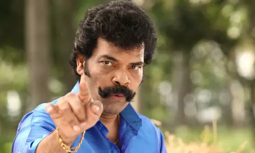 தன் பெயரில் போலி கணக்கு தொடங்கப்பட்டுள்ளது.. நடிகர் ரவி மரியா புகார்..