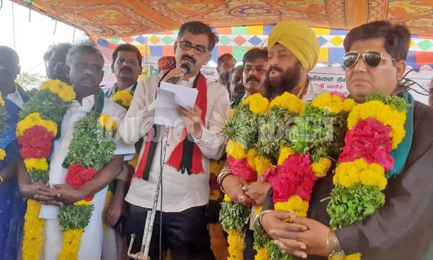 கன்னியாகுமரியில் இருந்து டெல்லிக்கு விவசாயிகள் நீதி கேட்டு நெடும் பயணம்- துரைவைகோ தொடங்கி வைத்தார்