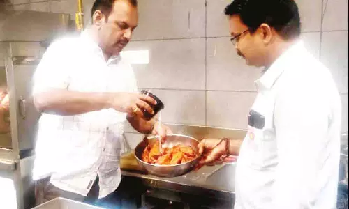 கெட்டுப்போன உணவு பொருட்களை விற்றால் கடும் நடவடிக்கை - அதிகாரிகள் எச்சரிக்கை