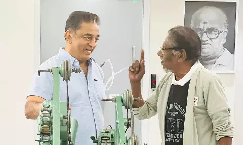 கமல்ஹாசனை சந்தித்த பாரதிராஜா.. இணையத்தை ஆக்கிரமித்த புகைப்படம்..