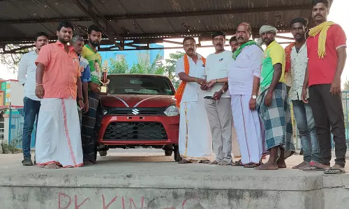 திருச்சி கல்லக்குடியில் ஜல்லிகட்டு-வாடிவாசலில் இருந்து 744 காளைகள் சீறிப்பாய்ந்தன