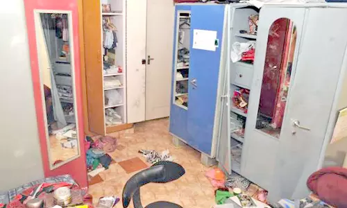 வேதாரண்யத்தில் 15 பவுன் நகை திருட்டு