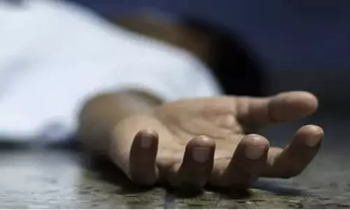 சவ ஊர்வலத்தில் பட்டாசு வீசியதில் காயமடைந்தவர் பலி