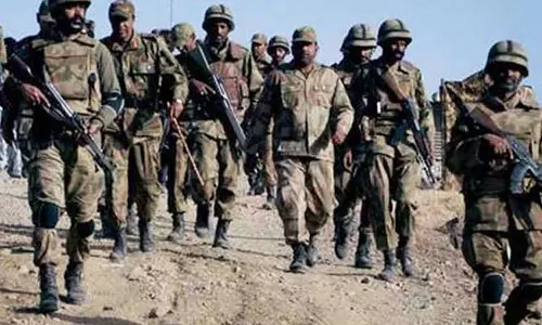 பாகிஸ்தானில் கடும் பொருளாதார நெருக்கடி: ராணுவ வீரர்களுக்கு உணவு வழங்குவதிலும் சிக்கல்