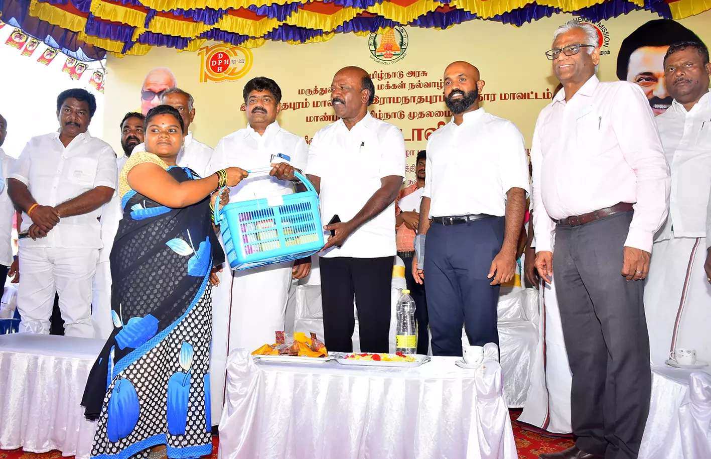 சுகாதார நிலையம்-வெளி நோயாளிகள் பிரிவு கட்டிடம்