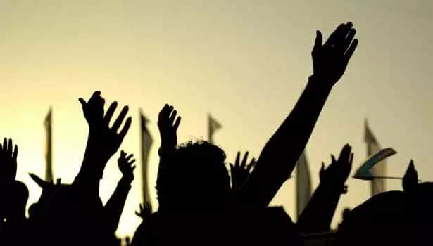 5 சதவீத இடஒதுக்கீட்டை உடனே வழங்க கோரி வன்னியர் மக்கள் கட்சியினர் ஆர்ப்பாட்டம்