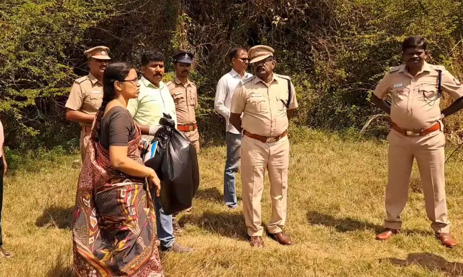 நான்கு மாத குழந்தையை கொன்று புதைத்த கொடூர தந்தை கைது: எலும்புக்கூடுகளை தோண்டி எடுத்து பரிசோதனை