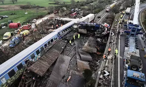 ரெயில் நேருக்கு நேர் மோதிய விபத்தில் பலி எண்ணிக்கை 57 ஆக உயர்வு