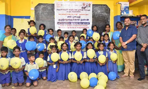 பள்ளி குழந்தைகளுக்கு ஓவியப்போட்டி