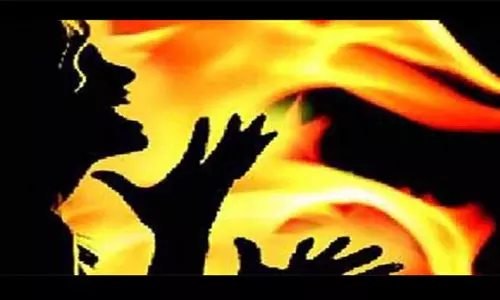 பாண்டமங்கலம் அருகே தீயில் கருகிய பெண் சாவு