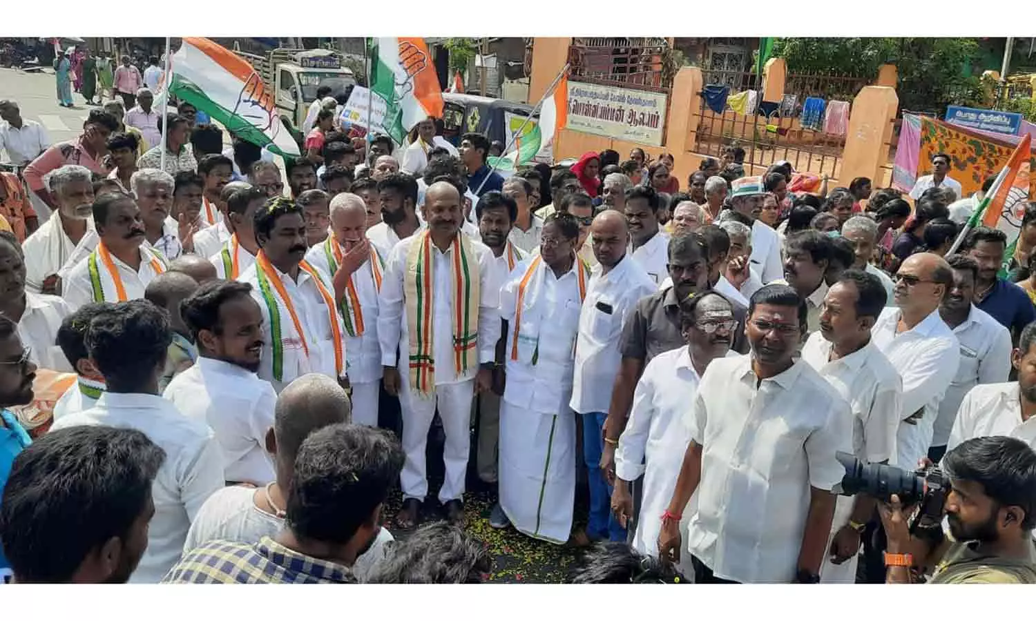 முதல்-அமைச்சர் ரங்கசாமி மீது முன்னாள் முதல்-அமைச்சர்-நாராயணசாமி கடும் தாக்கு