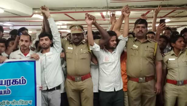 ஹேப்பி தமிழ்நாடு வடமாநில தொழிலாளர்கள் உற்சாகம்