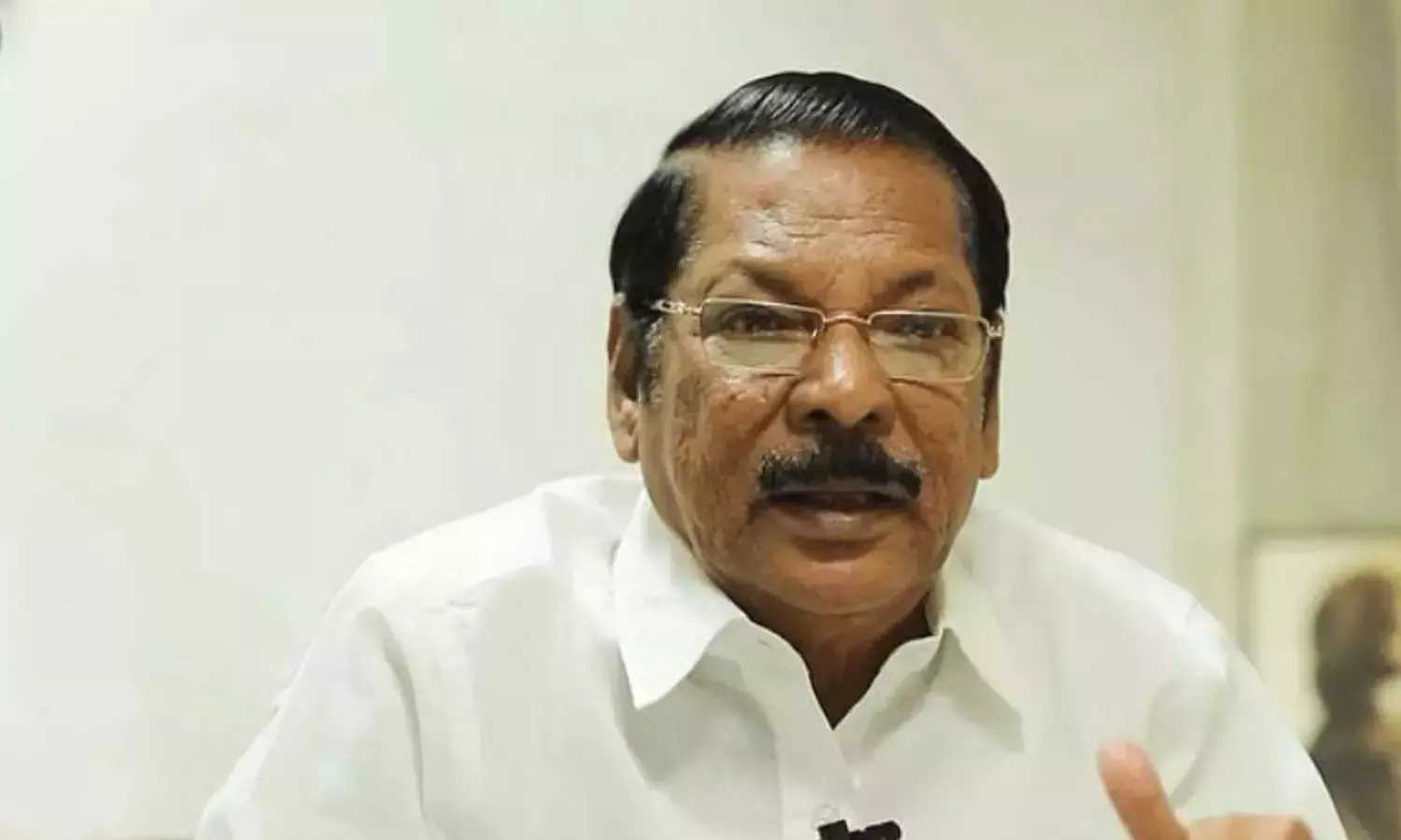 அண்ணாமலை இரட்டை வேடம் போடுகிறார்- ஆர்.எஸ்.பாரதி கண்டனம் அண்ணாமலை இரட்டை வேடம் போடுகிறார்- ஆர்.எஸ்.பாரதி கண்டனம்