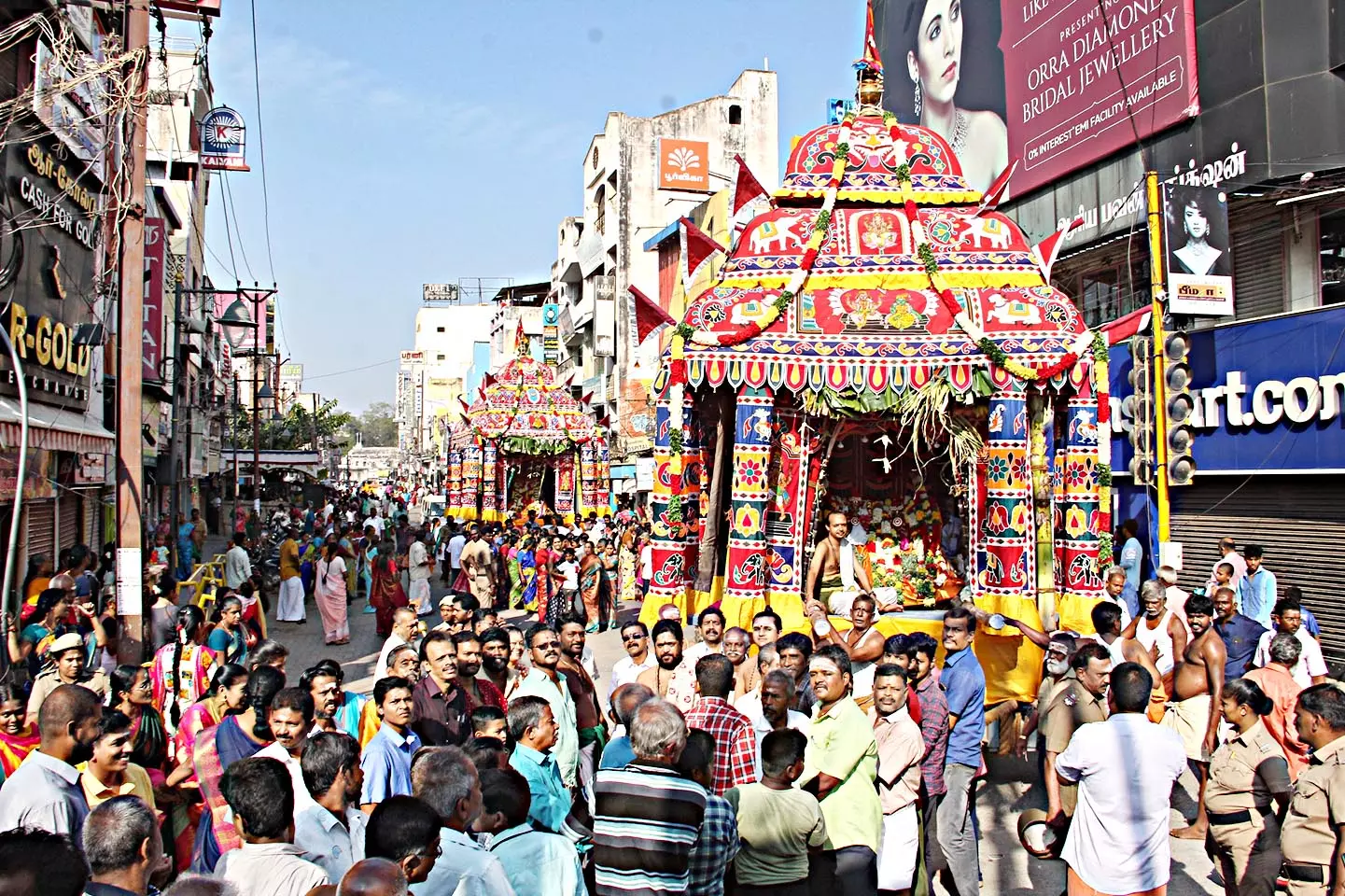 மாசித்திருவிழா தேரோட்டம் மாசித்திருவிழா தேரோட்டம்