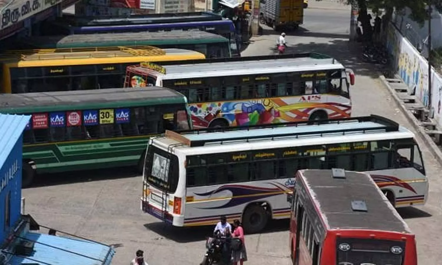 அடுத்த மாதம் பணி தொடங்கும்: திருவள்ளூரில் அனைத்து வசதிகளுடன் ஒருங்கிணைந்த பஸ் நிலையம் வி.ஜி.ராஜேந்திரன் எம்.எல்.ஏ. தகவல்