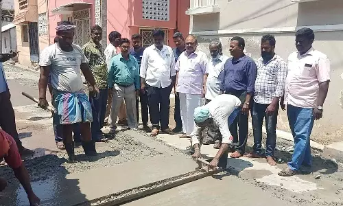 சாலை சீரமைப்பு பணி-கென்னடி எம்.எல்.ஏ. தொடங்கி வைத்தார்