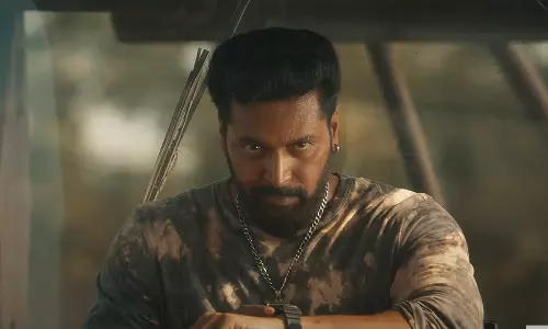 நான் படிச்ச அடியாள்னா நீ படிக்காத அடியாள்.. கவனம் ஈர்க்கும் அகிலன் டிரைலர்..