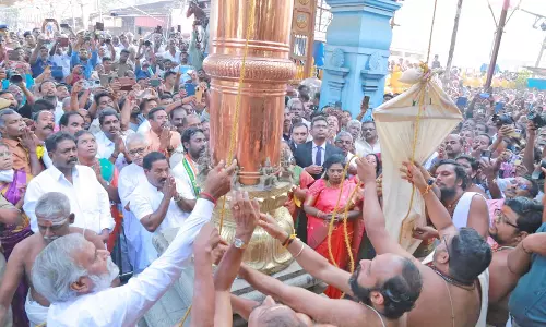 மண்டைக்காடு கோவிலில் மாசி கொடை விழா கொடியேற்றம் தொடங்கியது