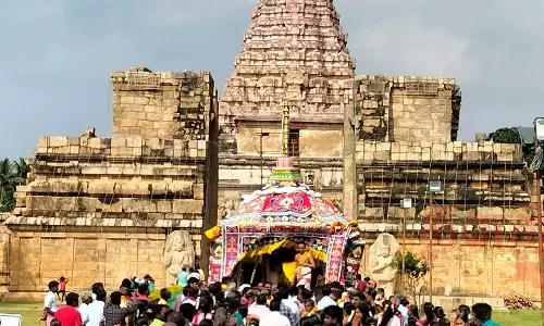 கங்கை கொண்ட சோழபுரத்தில் திருத்தேர் வீதி உலா