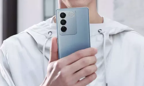 விவோ V27 ப்ரோ இந்திய விற்பனை துவக்கம் -  சிறப்பு சலுகைகள் அறிவிப்பு!