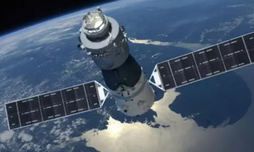 ஆயுள் முடிந்த செயற்கைகோள் மீண்டும் பயன்பாட்டிற்கு கொண்டு வரப்படுகிறது- நாளை விண்ணில் ஏவ இஸ்ரோ விஞ்ஞானிகள் புதுமையான முயற்சி