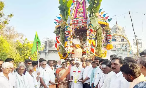 ஏகாம்பரேஸ்வரர் கோவிலில் மாசிமக தேரோட்டம்