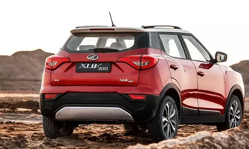 கார்களுக்கு ரூ. 73 ஆயிரம் வரை தள்ளுபடி.. மஹிந்திரா அசத்தல்!