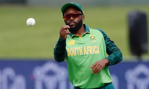 தென் ஆப்பிரிக்கா டி20 அணியின் கேப்டன் பதவியில் இருந்து பவுமா நீக்கம்