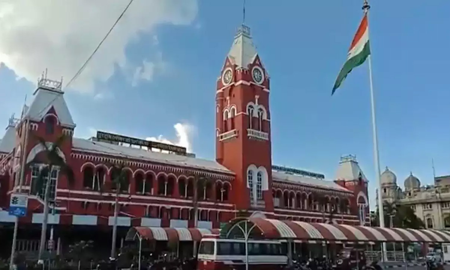 சென்டிரல் ரெயில் நிலையத்தில் மீண்டும் ஒலிபெருக்கியில் அறிவிப்புகள்