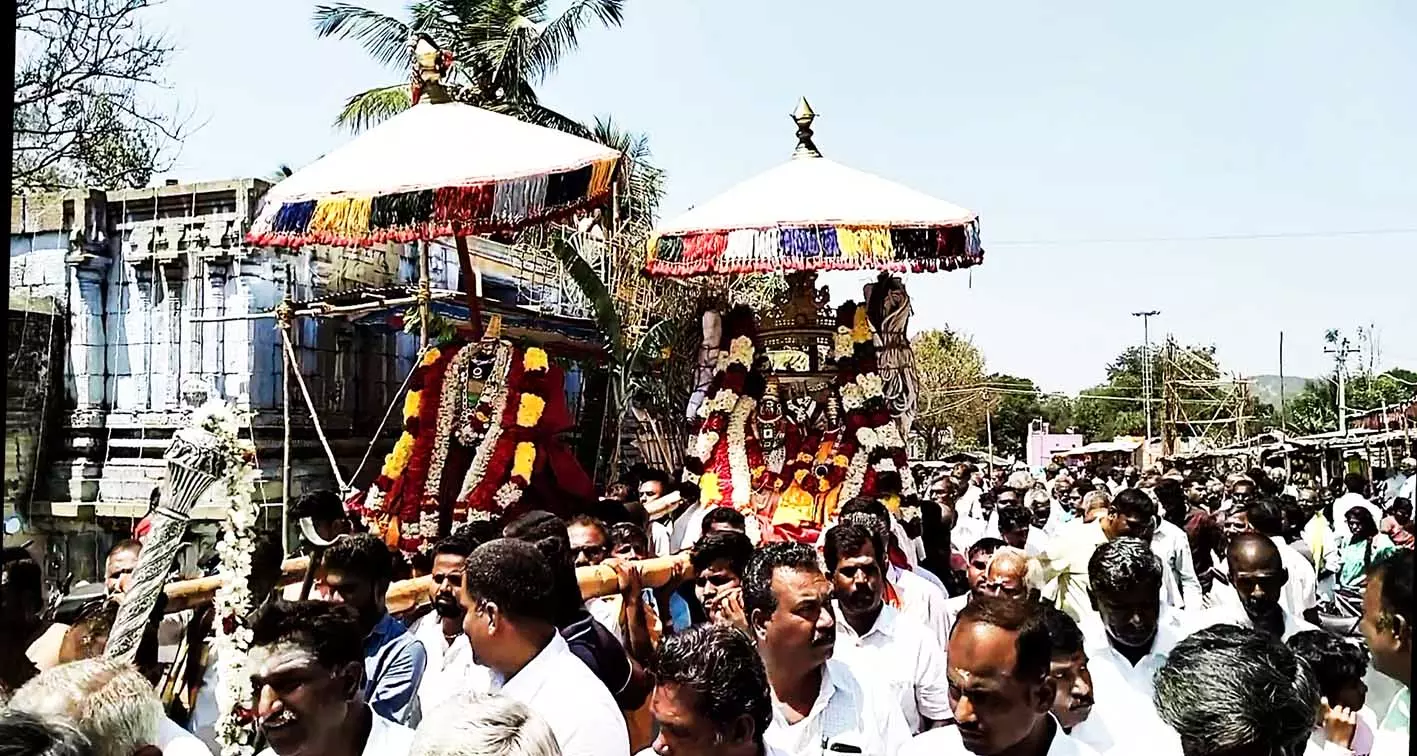 தீர்த்தமலையில் மாசி மகா தேர் திருவிழா தீர்த்தமலையில் மாசி மகா தேர் திருவிழா