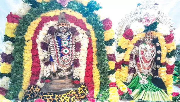 பரமத்திவேலூர் திருஞானசம்பந்தர் மடாலயத்தில் நடராஜர் பெருமானுக்கு சிறப்பு அபிஷேகம் பரமத்திவேலூர் திருஞானசம்பந்தர் மடாலயத்தில் நடராஜர் பெருமானுக்கு சிறப்பு அபிஷேகம்