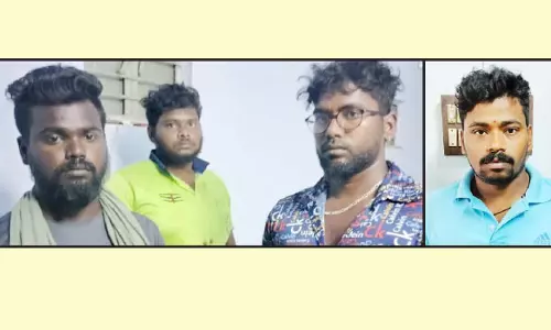 12 டன் ரேசன் அரிசி பறிமுதல்; 4 வாலிபர்கள் கைது