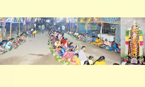 கோவில் திருவிழா: 101 கிடாய்கள் பலியிட்டு பக்தர்களுக்கு அன்னதானம்