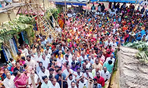 வழுதூர் முத்துவேலம்மன் கோவில் கும்பாபிஷேகம்