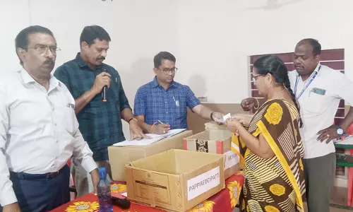 பொது தேர்வு அறை கண்காணிப்பாளர் பணி குலுக்கல் முறையில் தேர்வு