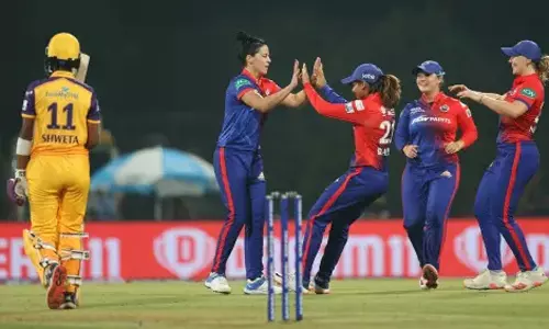 தஹிலா மெக்ராத் அதிரடி வீண் - 42 ரன் வித்தியாசத்தில் உ.பி. வாரியர்சை வீழ்த்தியது டெல்லி கேப்பிட்டல்ஸ்