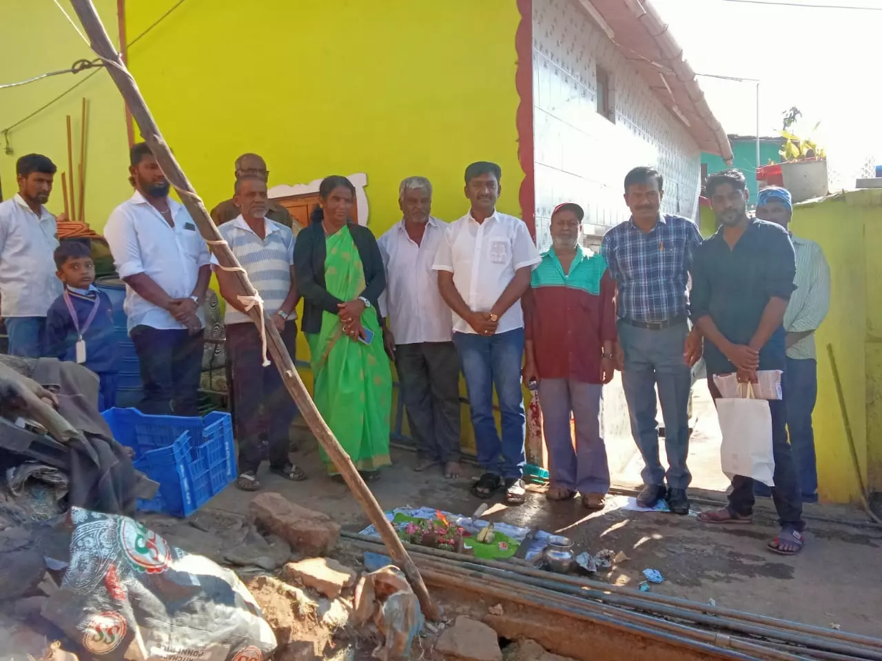 குன்னூரில் கால்வாய், படிக்கட்டுகள் சரி செய்யும் பணி தொடக்கம்