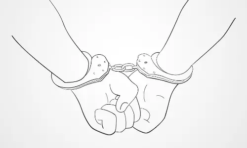 தாத்தாவை தாக்கிய பேரன்கள்