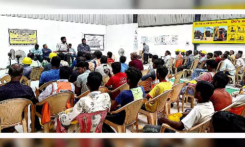 தொழிலக பாதுகாப்பு, சுகாதார இயக்ககம் சார்பில் கட்டுமான பணி இடங்களில் விபத்தை தடுக்க பாதுகாப்பு விழிப்புணர்வு பயிற்சி