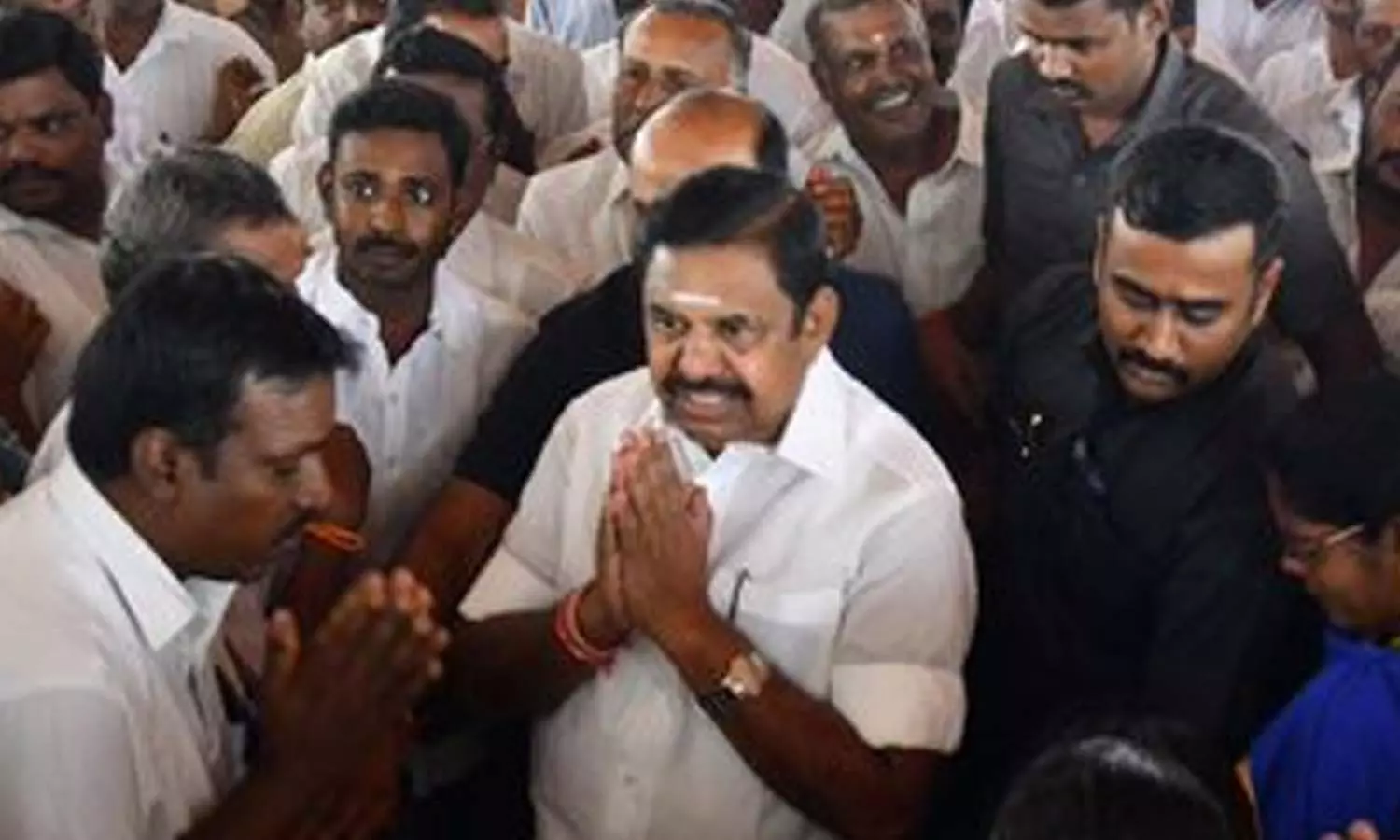 மாவட்ட செயலாளர்கள்-நிர்வாகிகளுடன் எடப்பாடி பழனிசாமி ஆலோசனை