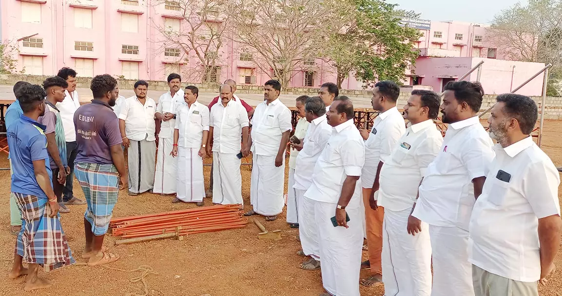 ஜெயலலிதா பிறந்தநாள் பொதுக்கூட்டம் ஜெயலலிதா பிறந்தநாள் பொதுக்கூட்டம்