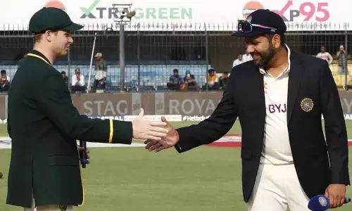 பார்டர்- கவாஸ்கர் தொடர்: கடைசி டெஸ்ட் போட்டியில் டாஸ் வென்ற ஆஸ்திரேலிய அணி பேட்டிங் தேர்வு